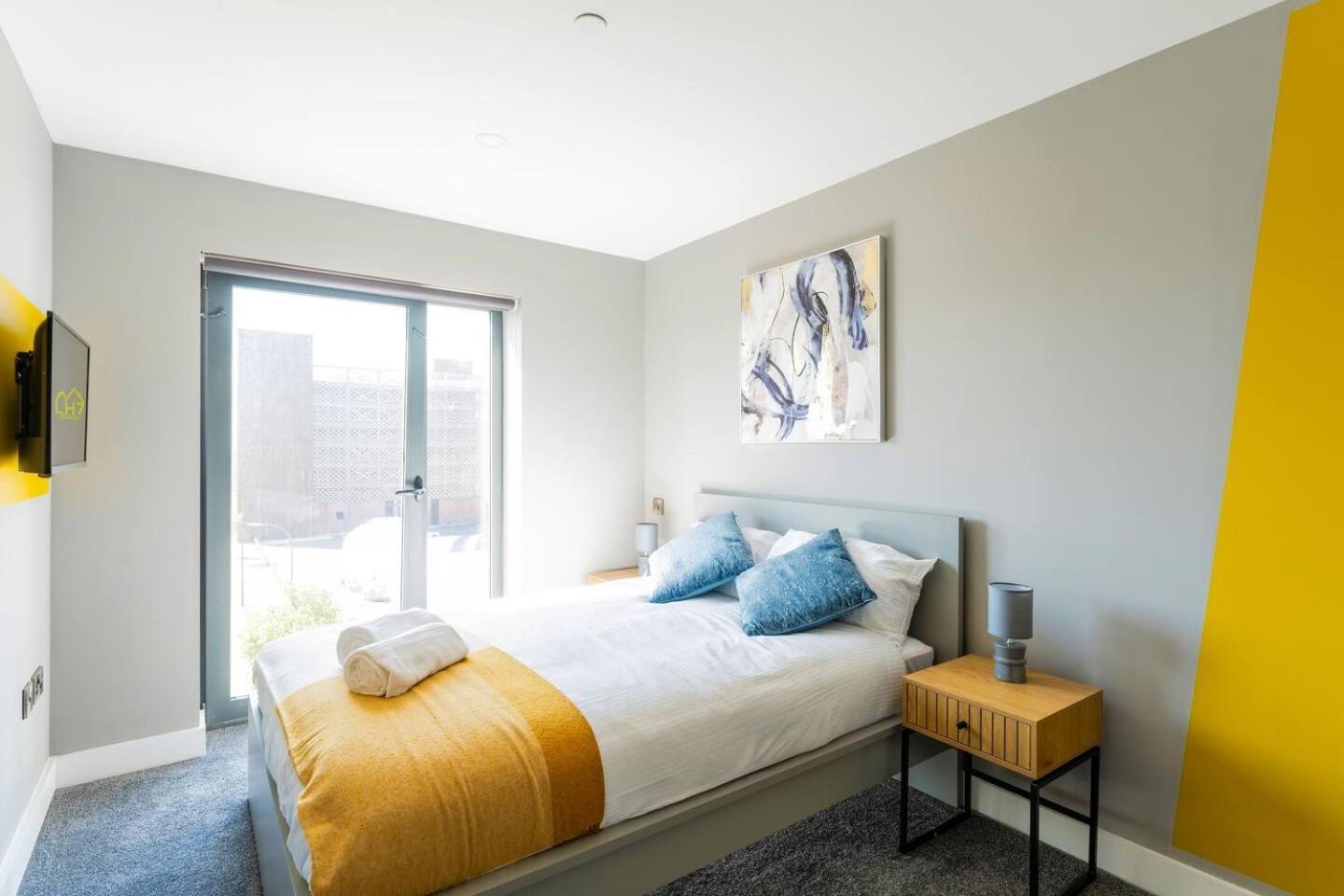 Apartment 2-bed Flat At Monarchs Quay, Waterfront